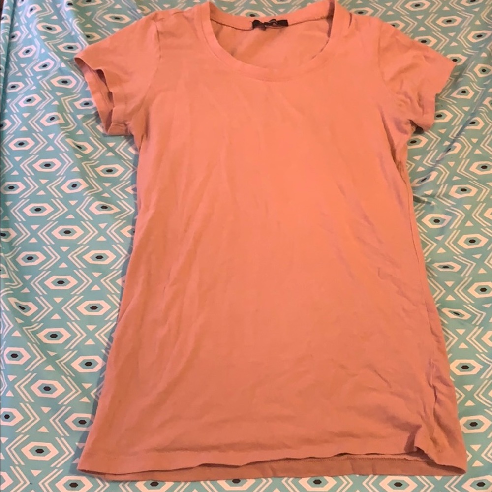 A solid color shirt